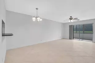 12013 Greenway Cir S, Royal Palm Beach, FL 33411 - Photo 10