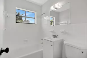 3060 NE 12th Ave, Pompano Beach, FL 33064 - Photo 16