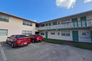 270 NE 40th Street NE, Oakland Park, FL 33334 - Photo 1