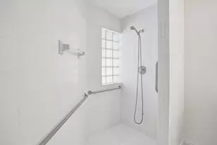 17866 SW 10th Ln, Pembroke Pines, FL 33029 - Photo 22