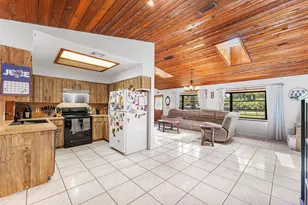 16355 Lancashire Dr E, Loxahatchee, FL 33470 - Photo 12