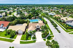 2707 Biarritz Dr, Palm Beach Gardens, FL 33410 - Photo 66