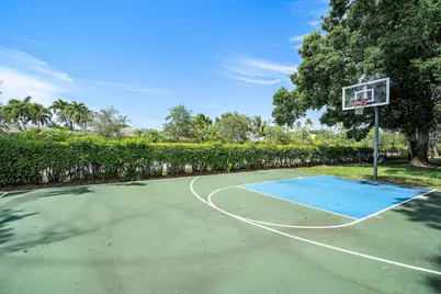 2707 Biarritz Drive, Palm Beach Gardens, FL 33410 - Photo 56