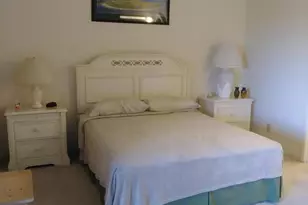 300 Village Green Cir S, Palm Springs, FL 33461 - Photo 20