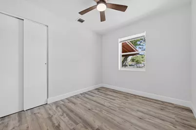 261 NE 22nd Street, Pompano Beach, FL 33060 - Photo 8