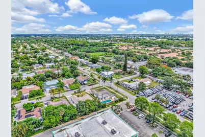 3300 NW 32nd Street, Lauderdale Lakes, FL 33309 - Photo 10