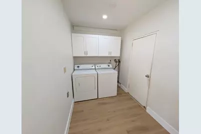 621 NE 56th Street, Oakland Park, FL 33334 - Photo 14