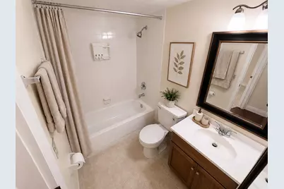 6070 NW 64th Avenue NW #204, Tamarac, FL 33319 - Photo 12