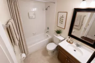 6070 NW 64th Ave NW, Tamarac, FL 33319 - Photo 12