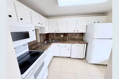 6070 NW 64th Avenue NW #204, Tamarac, FL 33319 - Photo 4