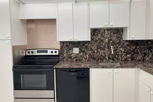 2751 S Palm Aire Dr, Pompano Beach, FL 33069 - Photo 18