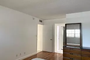 2751 S Palm Aire Dr, Pompano Beach, FL 33069 - Photo 12