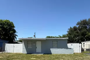 2349 NW 13th Ct, Fort Lauderdale, FL 33311 - Photo 6
