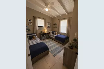 2349 NW 13th Court, Fort Lauderdale, FL 33311 - Photo 4