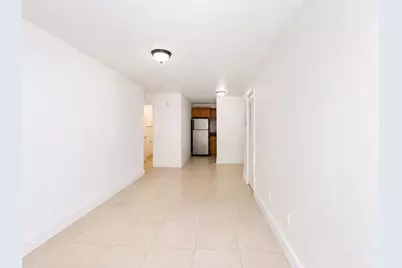 990 NW 1st Street #Apt 1, Miami, FL 33128 - Photo 4