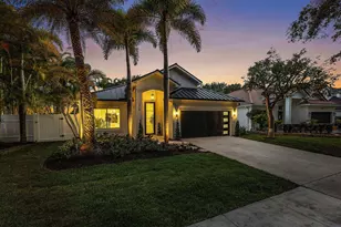 1210 Delray Lakes Dr, Delray Beach, FL 33444 - Photo 2