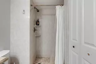 303 Lakeview Dr, Weston, FL 33326 - Photo 26