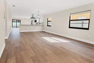 391 NW 58th Ave, Miami, FL 33126 - Photo 4