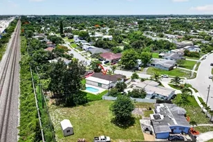 1408 Cochran Dr, Lake Worth Beach, FL 33461 - Photo 48