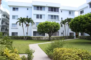 6698 N 10th Ave Ave N, Lake Worth, FL 33467 - Photo 2