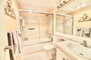 4010 Harwood C, Deerfield Beach, FL 33442 - Photo 10