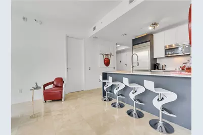 1300 Brickell Bay Drive #3900, Miami, FL 33131 - Photo 6