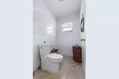 19885 NE 22nd Avenue, Miami, FL 33180 - Photo 54