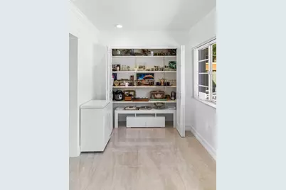 19885 NE 22nd Avenue, Miami, FL 33180 - Photo 22