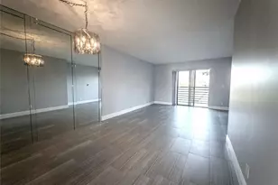10332 Sunrise Lakes Blvd, Sunrise, FL 33322 - Photo 12