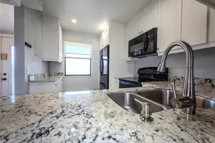 10332 Sunrise Lakes Blvd, Sunrise, FL 33322 - Photo 10