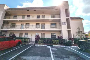 10332 Sunrise Lakes Blvd, Sunrise, FL 33322 - Photo 34