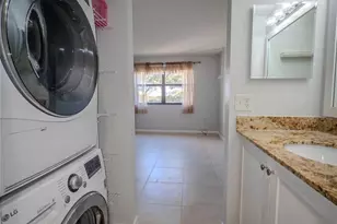 10332 Sunrise Lakes Blvd, Sunrise, FL 33322 - Photo 18
