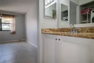10332 Sunrise Lakes Blvd, Sunrise, FL 33322 - Photo 16