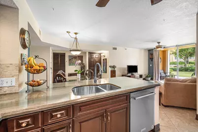 111 Yacht Club Way #108, Hypoluxo, FL 33462 - Photo 8