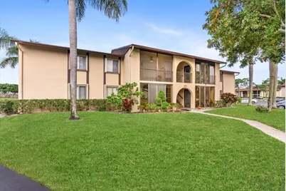 421 Pine Glen Lane #A2, Greenacres, FL 33463 - Photo 2