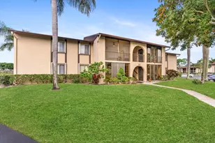 421 Pine Glen Ln, Greenacres, FL 33463 - Photo 2