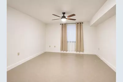 3516 Whitehall Drive #105, West Palm Beach, FL 33401 - Photo 8