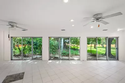 4704 Queen Palm Lane, Tamarac, FL 33319 - Photo 22