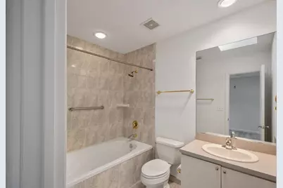 4704 Queen Palm Lane, Tamarac, FL 33319 - Photo 8