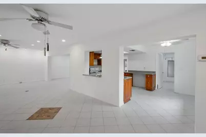 4704 Queen Palm Lane, Tamarac, FL 33319 - Photo 2