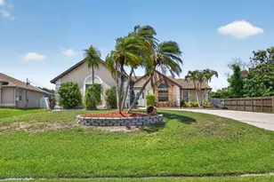 437 SE Nome Dr, Port Saint Lucie, FL 34984 - Photo 36