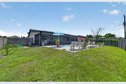 437 SE Nome Drive, Port Saint Lucie, FL 34984 - Photo 4