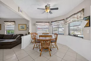 437 SE Nome Dr, Port Saint Lucie, FL 34984 - Photo 18