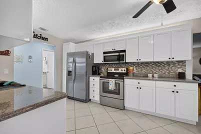437 SE Nome Drive, Port Saint Lucie, FL 34984 - Photo 14