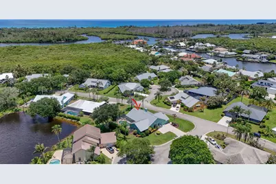 10705 SE Seabreeze Court, Hobe Sound, FL 33455 - Photo 68