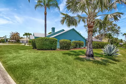 10705 SE Seabreeze Court, Hobe Sound, FL 33455 - Photo 42