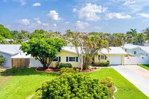 1153 SE 14th St, Stuart, FL 34996 - Photo 1