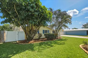 1153 SE 14th St, Stuart, FL 34996 - Photo 36