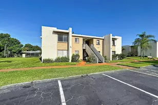 1310 NE 14th Ct, Jensen Beach, FL 34957 - Photo 8