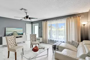 307 SE 14th Pl, Deerfield Beach, FL 33441 - Photo 2